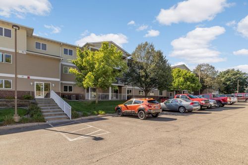 unit-201-300 Whispering Ln, Hastings, MN, 55033-1655 | Card Image