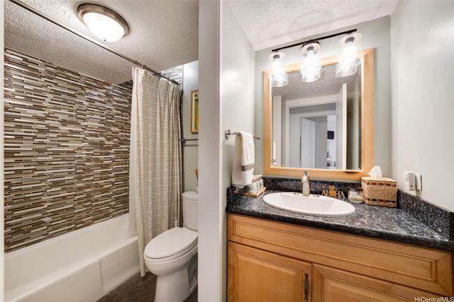 APT-404B - 1020 Aoloa Pl, Condo with 3 bedrooms, 2 bathrooms and 2 parking in Kailua HI | Image 14