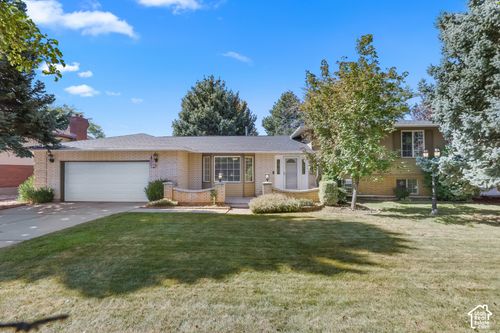 5577 100, Washington Terrace, UT, 84405-6803 | Card Image