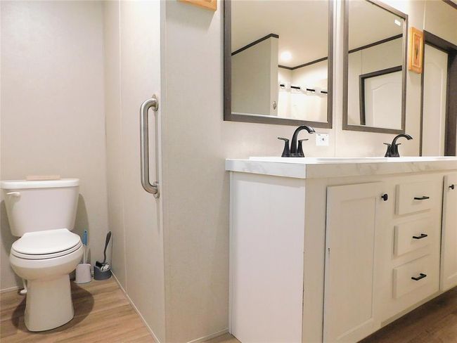 1305 Boyd Rd, Home with 3 bedrooms, 2 bathrooms and 2 parking in Bronson TX | Image 18