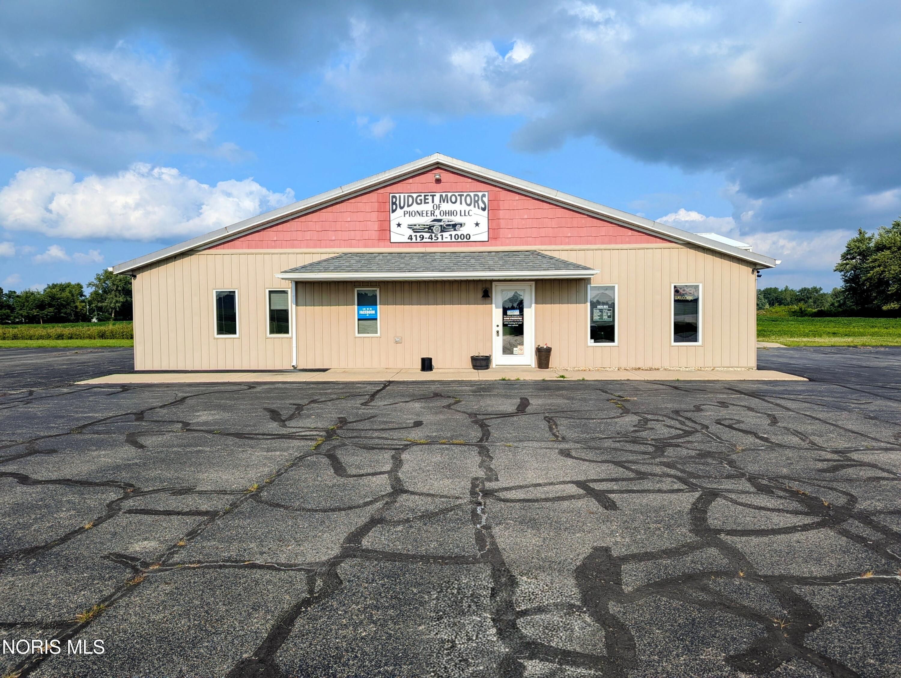 611 S State St, Pioneer, OH 43554