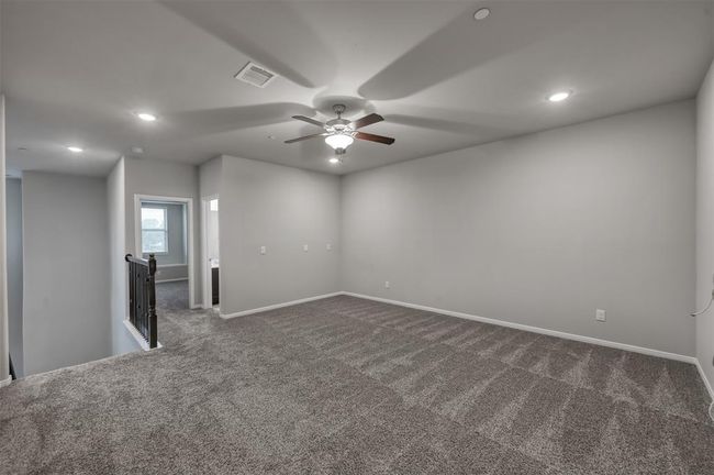 16x13 game room separates the bedrooms up front and back | Image 22