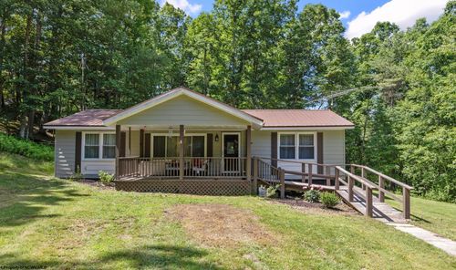 589 Warrior Way, Dunmore, WV, 24934-9046 | Card Image