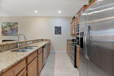 KITCHEN | Image 3