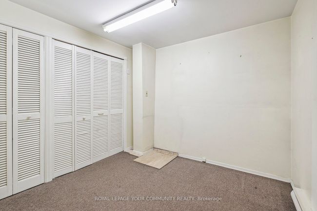 364 Regent St, Home with 0 bedrooms, 2 bathrooms and null parking in Orillia ON | Image 12