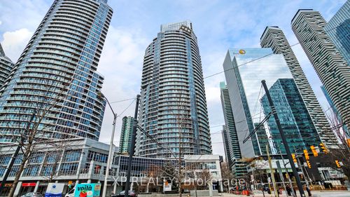 2404-8 York Street, Toronto C01, ON, M5J1R2 | Card Image