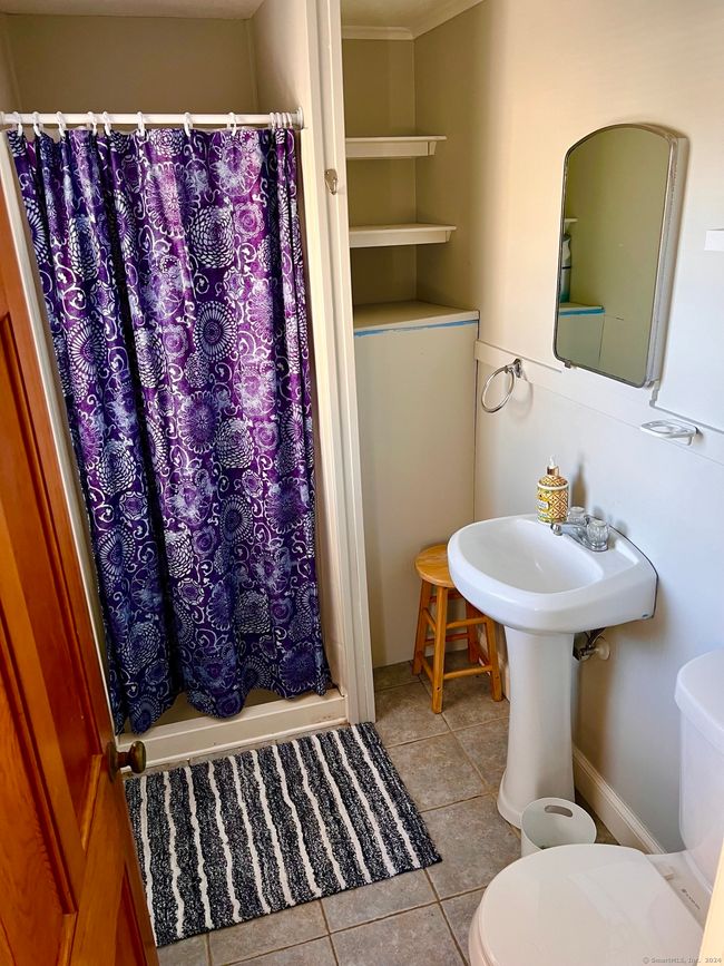 70 Portland Ave, House other with 3 bedrooms, 1 bathrooms and 4 parking in Old Lyme CT | Image 12