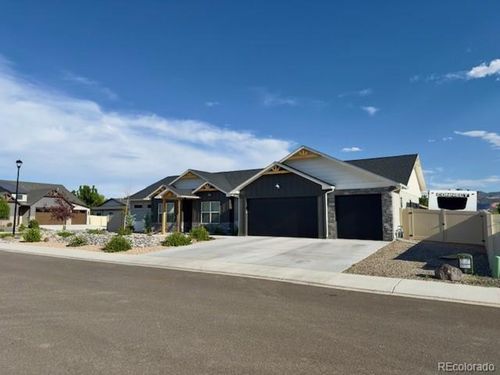 734 Flamecrest Dr, Fruita, CO, 81521-8401 | Card Image