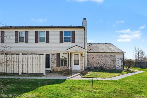1516 Dover Hl S, Walled Lake, MI, 48390-3123 | Card Image