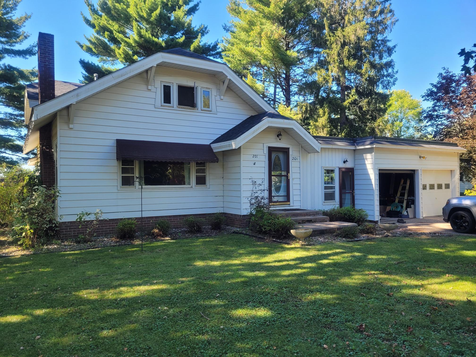 West Ave, Dresser, WI 54009