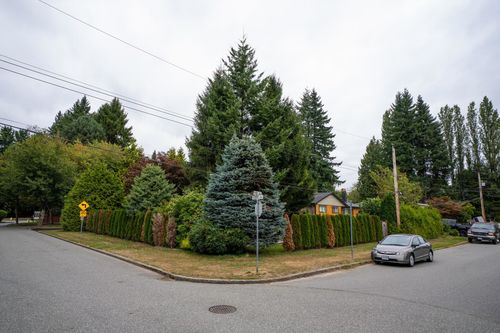 20955 118 Ave, Maple Ridge, BC, V2X2M6 | Card Image