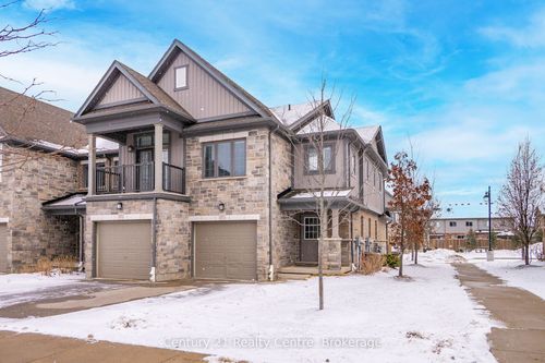 157 S Creek Dr, Kitchener, ON, N2P0H1 | Card Image