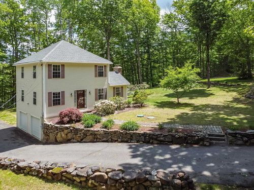 231 Woodward Hill Rd, Francestown, NH, 03043-3622 | Card Image