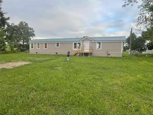 745 N Commerce, Marquez, TX, 77865-5328 | Card Image