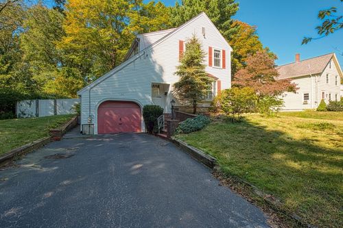 137 Pond St, Sharon, MA, 02067-2049 | Card Image