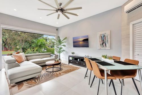 397-397 Sundial Cir, Margate, FL, 33068-1984 | Card Image