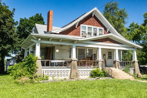115 N Locust St, Buffalo, MO, 65622-8400 | Card Image