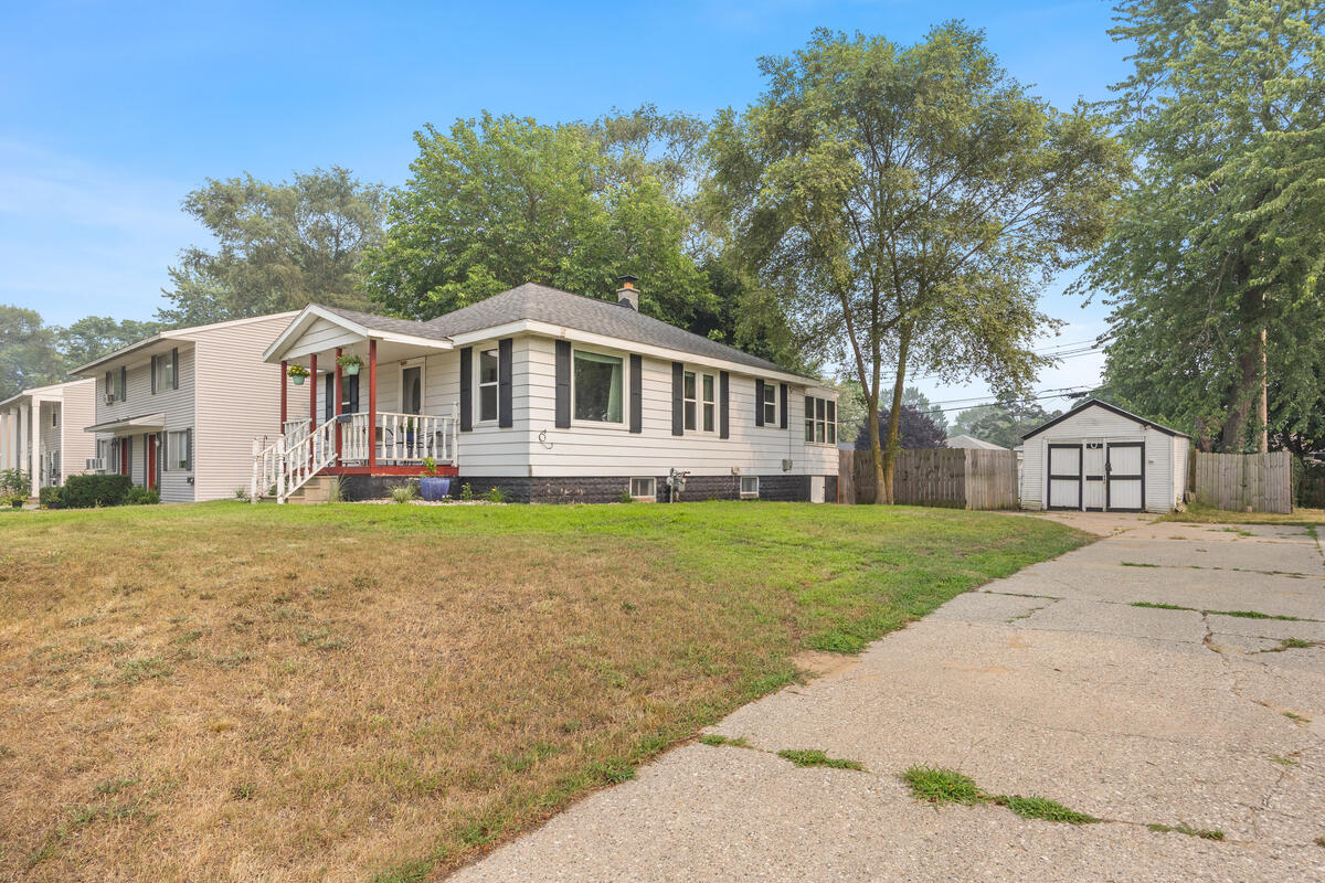 Residential in Grand Haven 5