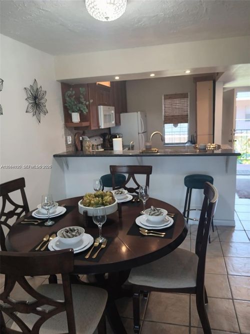 312-2821 Somerset Dr, Lauderdale Lakes, FL, 33311-1955 | Card Image