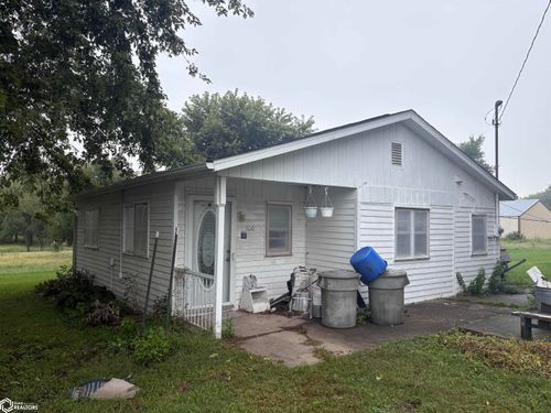 106 N Maple, Cincinnati, IA, 52549-8701 | Card Image