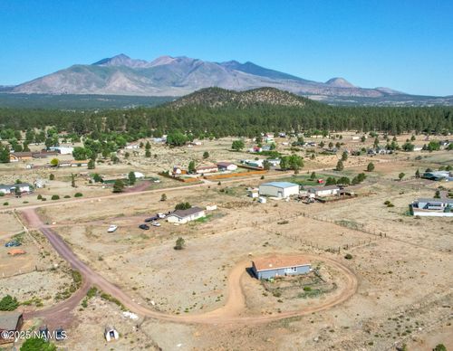 7709 Majestic Mountain Ln, Flagstaff, AZ, 86004-9513 | Card Image