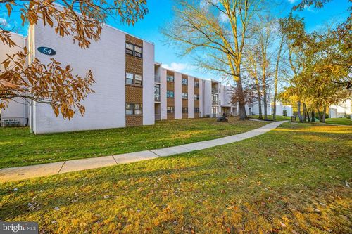 c311-64 Welsh Tract Rd, NEWARK, DE, 19713-2251 | Card Image