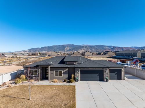 1742 N 3175 W, Cedar City, UT, 84721-8502 | Card Image