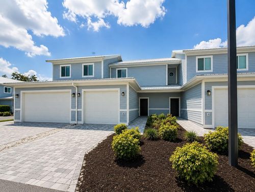 2430 Willow Way, Winter Haven, FL, 33881-3833 | Card Image