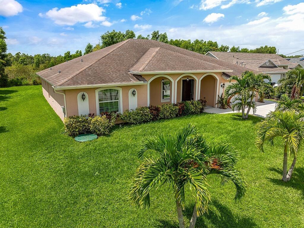 Bella Rd, Port Saint Lucie, FL 34984