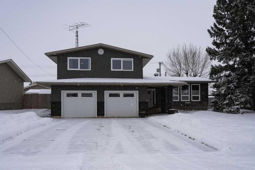 5410 47 Ave W, Forestburg, AB, T0B1N0 | Card Image
