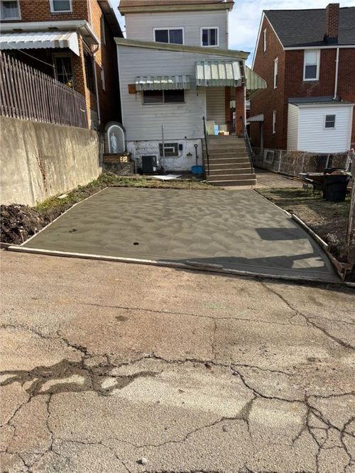 311 Linden Ave, Sharpsburg, PA, 15215-2323 | Card Image