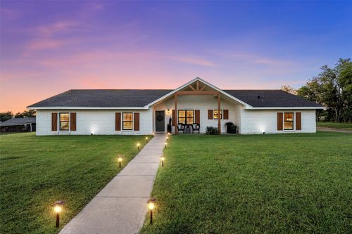 2222 Pilgrim Ln, Lorena, TX, 76655-3422 | Card Image