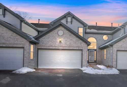 519 Kresswood Dr, McHenry, IL, 60050-6402 | Card Image