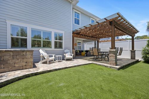 4037 Seaside Dr E, JACKSONVILLE BEACH, FL, 32250-3833 | Card Image
