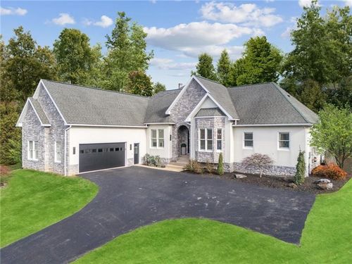 137 Eastwood Ct, Indiana, PA, 15701-2488 | Card Image