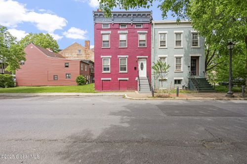 151 Green St, Albany, NY, 12202-2010 | Card Image
