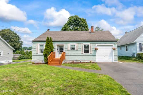 227 Hampton Ave, Rensselaer, NY, 12144-3706 | Card Image