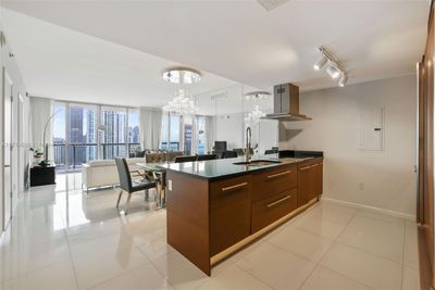 3903 - 495 Brickell Ave, Condo with 2 bedrooms, 2 bathrooms and null parking in Miami FL | Image 2