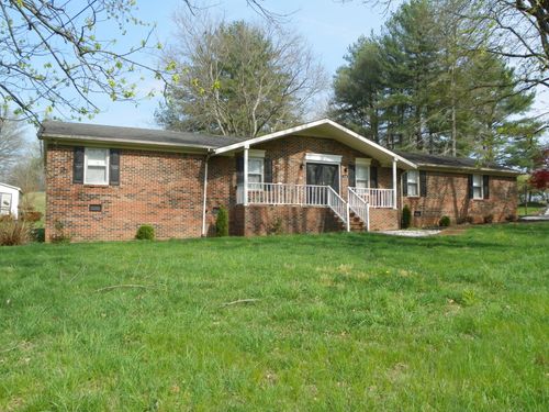 136 S Arrowhead Dr, Mc Minnville, TN, 37110-2922 | Card Image