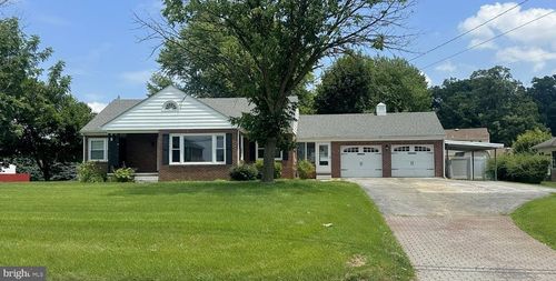 2220 Grandview Rd, HANOVER, PA, 17331-9385 | Card Image