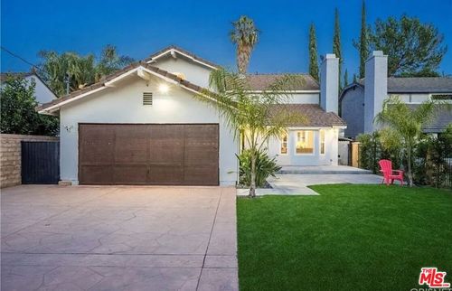 6140 Rhodes Ave, North Hollywood, CA, 91606-4627 | Card Image