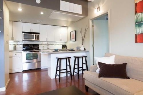 apt-205-2408 Leon St, Austin, TX, 78705-4622 | Card Image