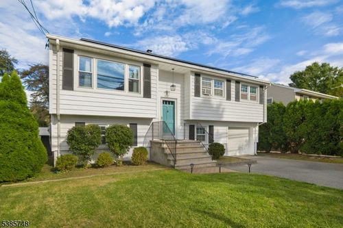 31 Franklin Rd, Denville, NJ, 07834-1554 | Card Image