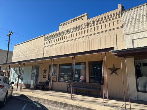 346 W Main Street, Rosebud, TX, 76570 | Card Image