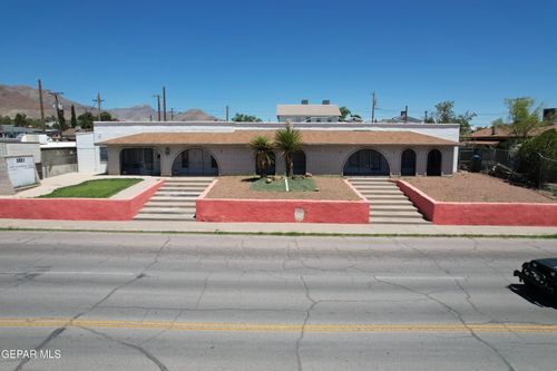 3221 E Yandell Dr, El Paso, TX, 79903-4233 | Card Image
