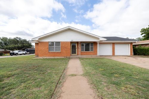 2800 32nd St, Snyder, TX, 79549-4410 | Card Image