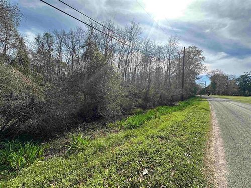 1270 Operators Ln, Vidor, TX, 77662-6914 | Card Image