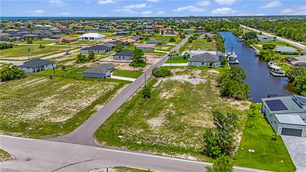 Land in CAPE CORAL 2
