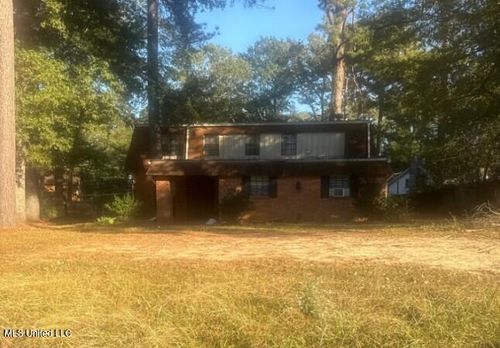 111 Blackmon Rd, Byram, MS, 39272-6002 | Card Image