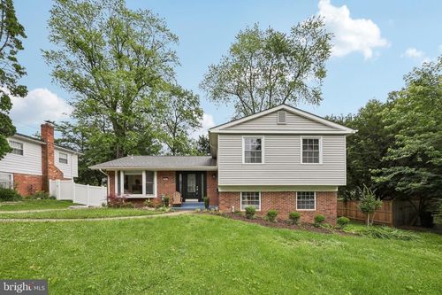 4907 Chanticleer Ave, ANNANDALE, VA, 22003-4208 | Card Image